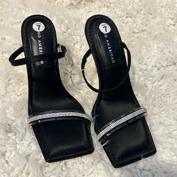 $25 clearance Good American Black Satin Open Square Toe Rhinestone 7 $199 - Picture 1 of 7